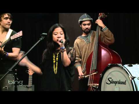 Zee Avi - Concrete Wall (Bing Lounge)