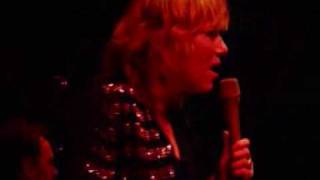 Martha Wainwright Piaf Show Pigalle Club Non la vie n'est pas triste