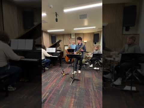 Promotional video thumbnail 3 for Simon Metzger