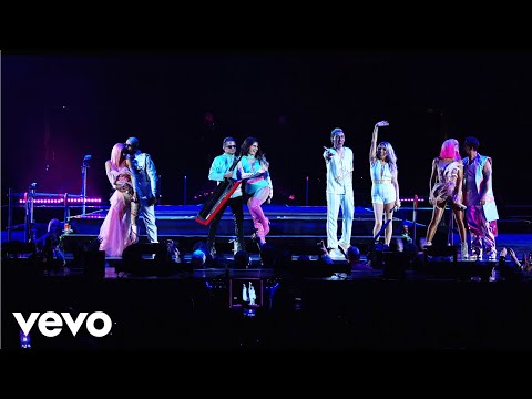 Más De Lo Que Te Imaginas (En Vivo Arena 20)