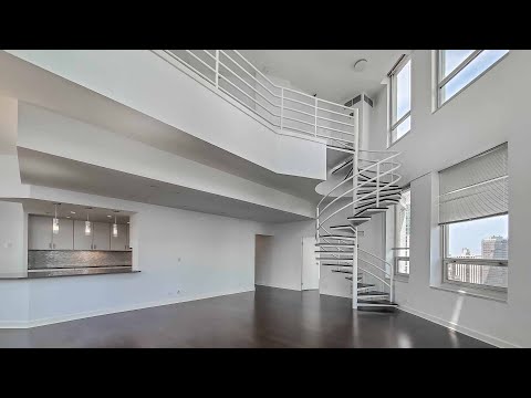A dramatic 2-story penthouse in River North at The Chicagoan A dramatic 2-story penthouse in River North at The Chicagoan