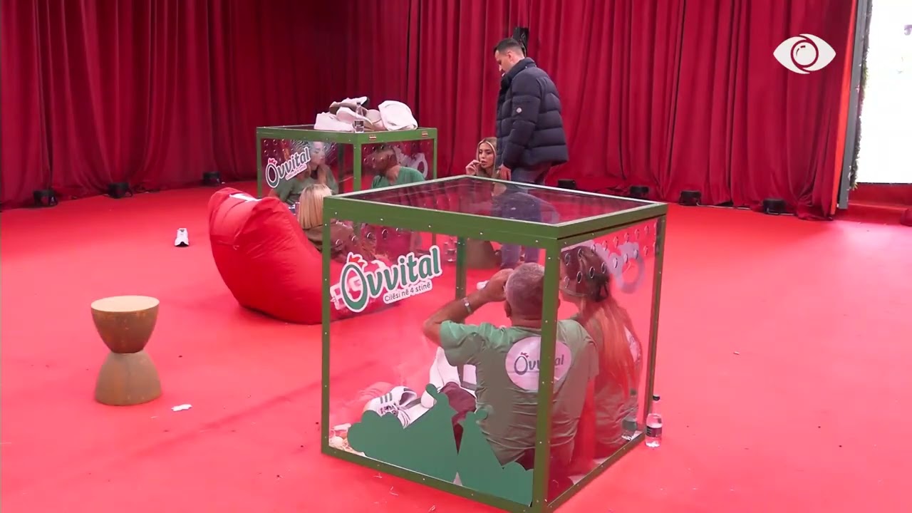 “Nuk jemi për gangster këtu”/ Rogerti debaton me Mateon, banori: Atyre që ke lek borxh do të mbrojnë