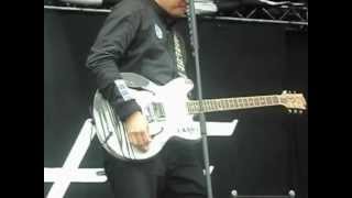 Angels And Airwaves - Dry Your Eyes(live in Bologna, 02.09.2012)