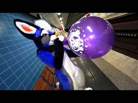 Shinyfen B2P at the Train Station ✨