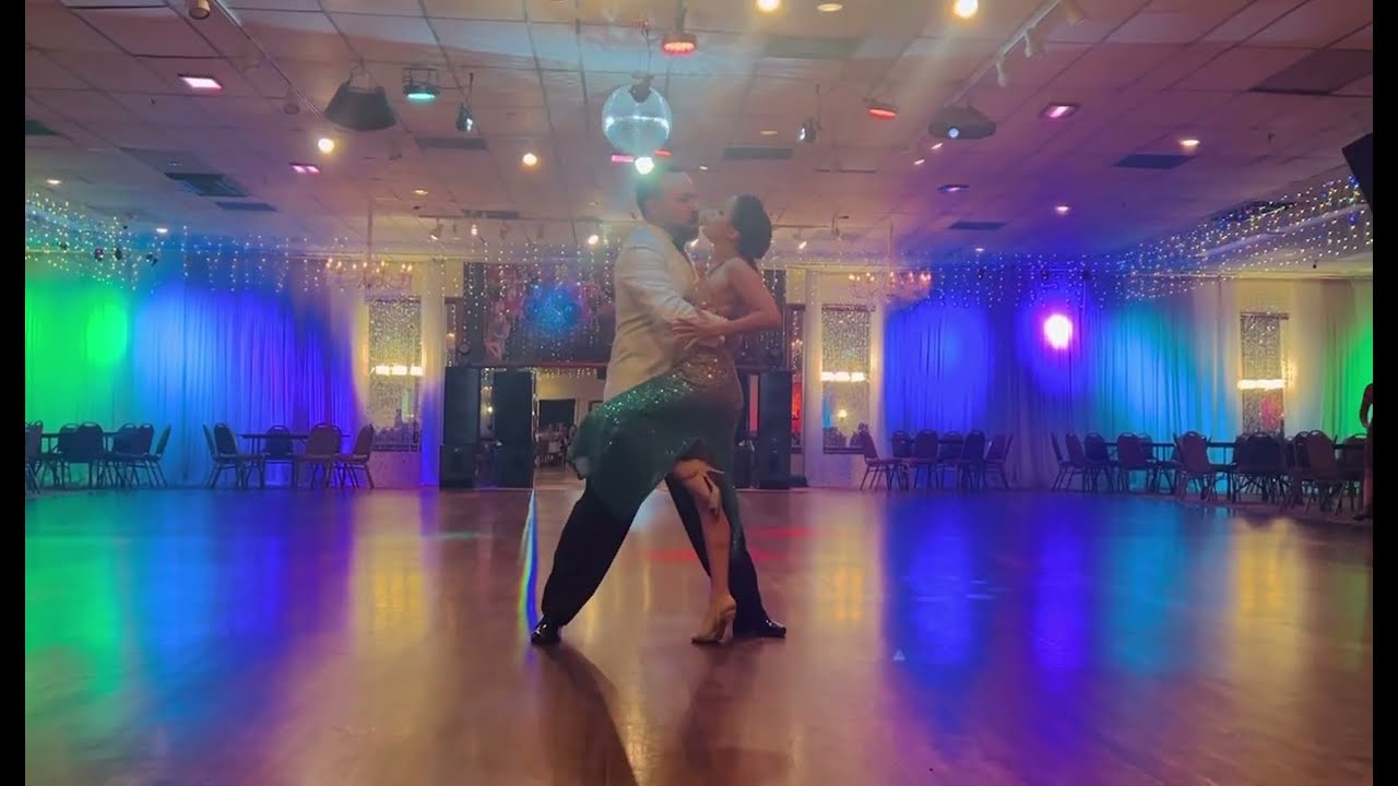 Jeremias Fors & Carolina Balmaseda Argentine Tango performance at Goldcoast Ballroom