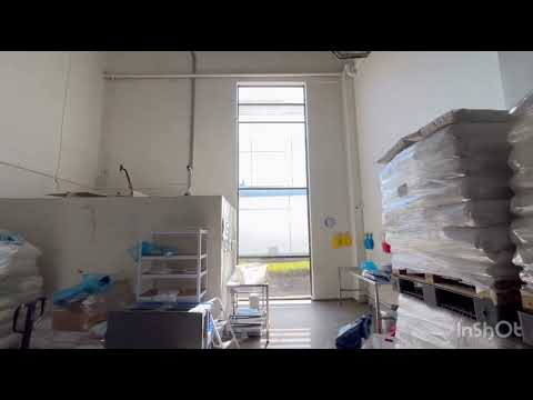 132m2 Mini warehouse or Retail space TO LET in Highveld