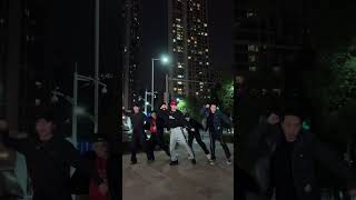 Download lagu 【不齐舞团】这支舞的精髓你get到了吗？#history #EXO #dance mp3