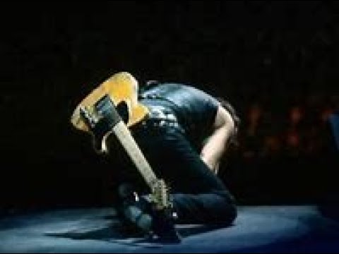 Bruce Springsteen Falls Down on Stage