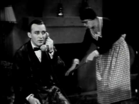 Videoclip de Between The Devil And The Deep Blue Sea — Bing Crosby