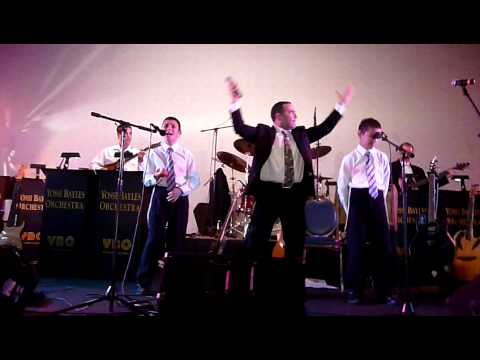 Miami Aviv Pesach Concert - Yossi Bayles Orchestra Singing With The Amar Twins