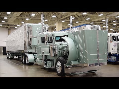 Bryce Transport’s 2007 Peterbilt 379 Legacy Edition, “Color of Money”