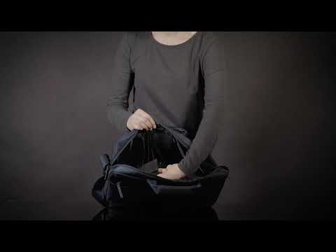 Tucano Velluto – Sleeve for MacBook Pro 14 Juodas video