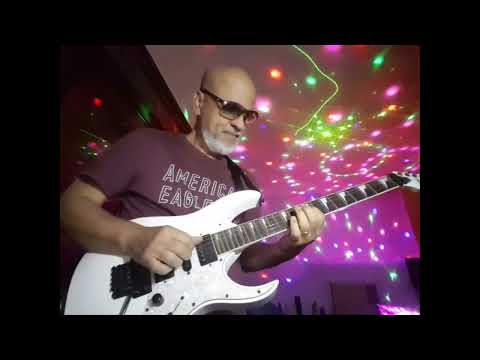 Renato Sommexe overdubbing TRIBAL TECH´s Scott henderson on "Signal Path" of 1991 Cd