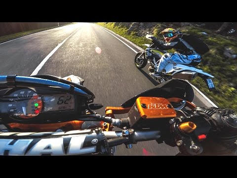 Wyścigi motocyklistów bez użycia silnika