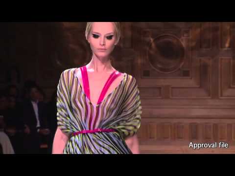 OSCAR CARVALLO Collection Voyage cinétique II Couture Printemps--Eté 2014