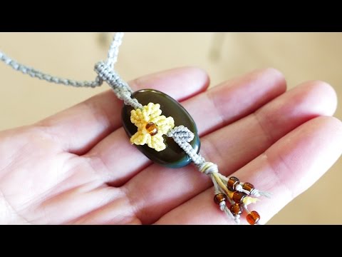 DIY MACRAME KEYCHAINS Patterns for Beginners and Beyond