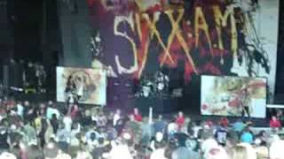 Accidents Can Happen - Sixx AM (live)
