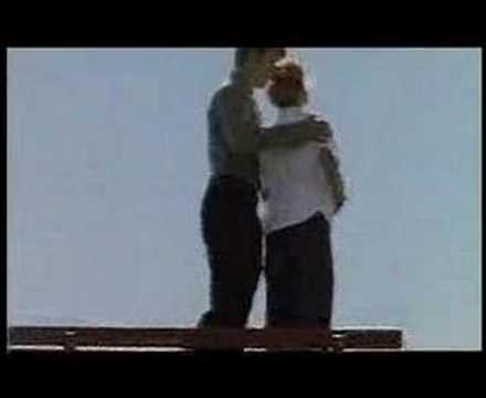 download lagu mp3 mp4 Electric Love Borns 320kbps, download lagu Electric Love Borns 320kbps gratis, unduh video klip Electric Love Borns 320kbps