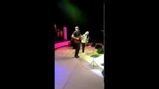 Went to see James Taylor and Arnold McCuller took my phone!