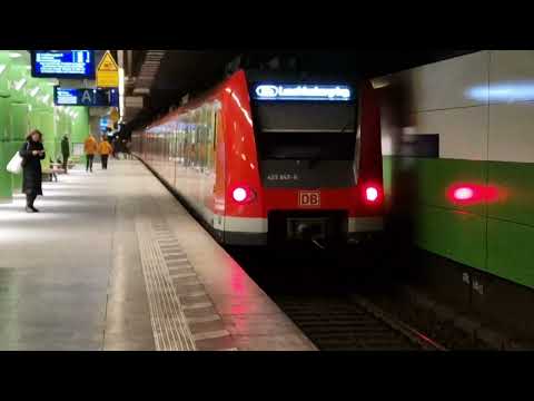 [München] S-Bahnen im Bahnhof Isartor