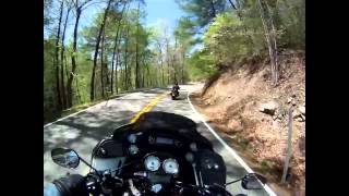 preview picture of video 'Riding The Tail Of The Dragon North Hwy 129'