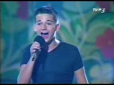 KIELCE 2002 cz.2 - FESTIWAL KULTURY MŁODZIEŻY SZKOLNEJ - AGATA MŁYNARSKA i JAREK KULCZYCKI - 339 B