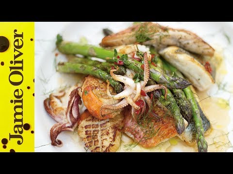アスパラガスとミックスフィッシュのグリル｜ジェイミー・オリバー (Asparagus & Mixed Fish Grill | Jamie Oliver)
