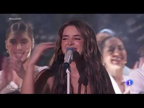 Lola Índigo - Verde que te quiero verde - Premios Goya 2025