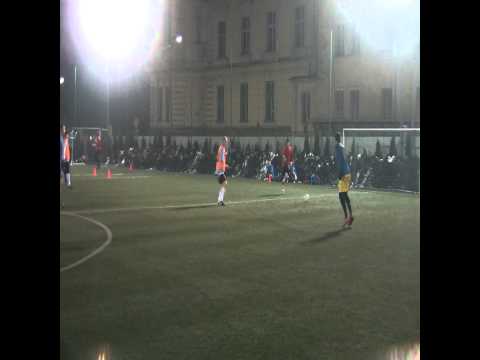 1. tydzień: Sępy 2011 Kraków - Fronton (FLS Wiosna 2013)