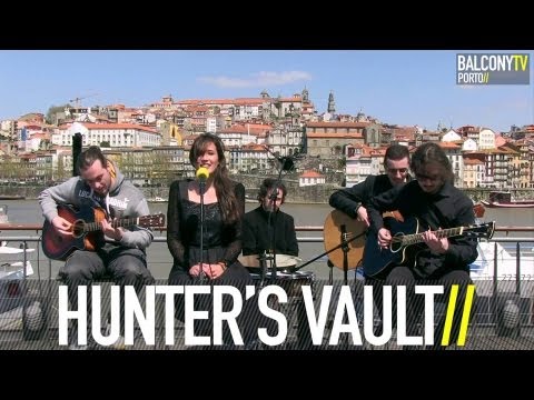 HUNTER'S VAULT - AWKWARD LIGHTS (BalconyTV)