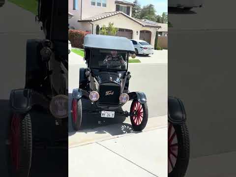 1924 Ford Model T Touring Car Arrival