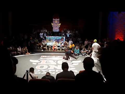 Stray Curt vs Eazy - Red Bull BC One Canada Cypher 2023