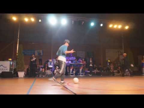 Seven to Smoke - Championnat de France Freestyle Football - Royan 12 [HD]