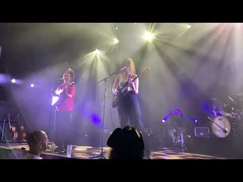 Kids With Buns - Bad Grades at Bruis festival Maastricht