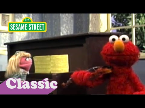 Elmo plays the violin for Prairie Dawn | Sesame Street Classic