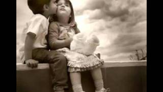 Cursi Acústica -División Minúscula