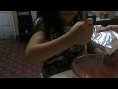 AziZah # Strawberry Cake