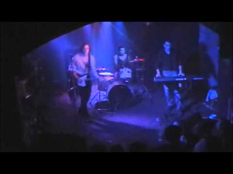 BlooTones - Miss July