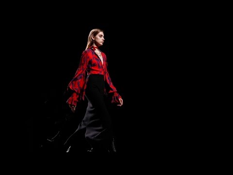 Hermes | Fall Winter 2017/2018 Full Fashion Show | Exclusive