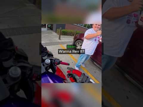 Biker just started a future Rider's Story😳