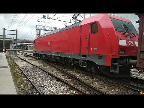 E 483 102 in partenza dalla stazione di Terni
