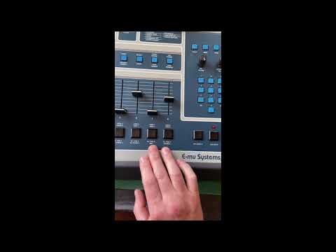 E-MU Systems SP-12 8-Voice Drum Sampler 1985 - 1987 - Blue image 5