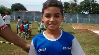 ‘Desculpe a correria. Mas, é que os professores fazem de tudo um pouco’