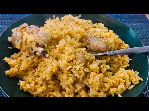 Arroz con Pollo Puerto Rican Style [Chicken & Rice]