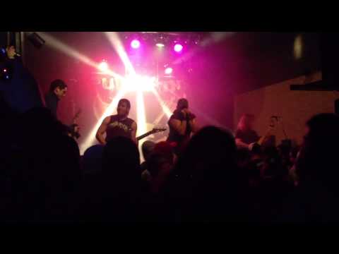 UNEARTH - live rock café le stage 9/4/2014
