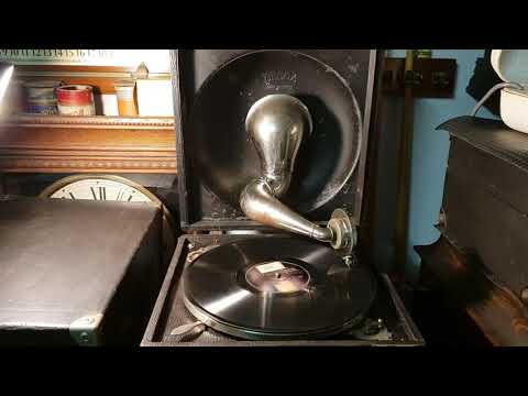 Moonlight And Roses. Hannan Dance Band.