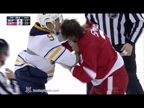 Evander Kane vs Brendan Smith