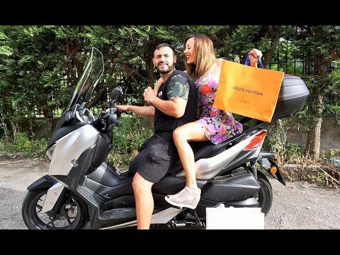 Il pigmentary nota su un trattamento di faccia Minsk Il mirtillo per candeggiare una faccia