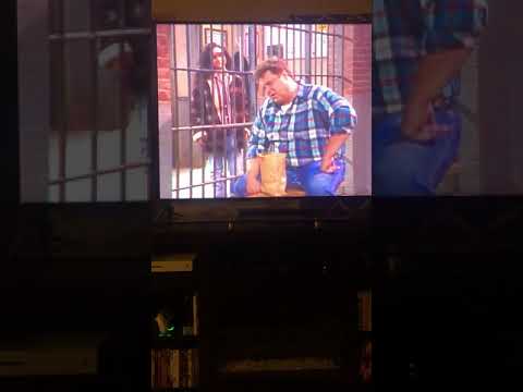 Darlene gets Dan out of jail