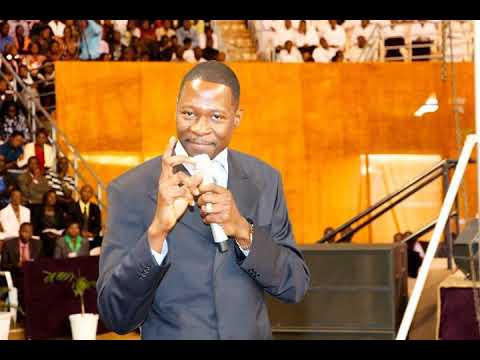 Rev E Makandiwa - The Glory Of God (AFM HEBRON 24/06/07)